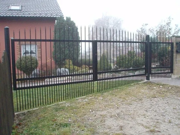 Tyčový plot